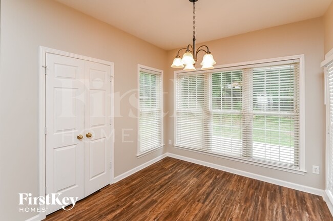 Foto del edificio - 2424 Coneflower Dr