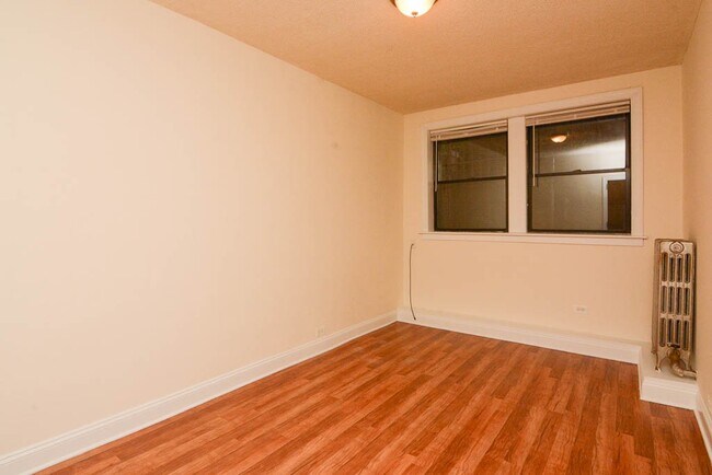 Foto del edificio - 1742 N Humboldt Blvd