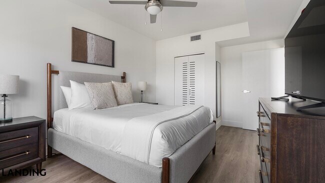 Foto del edificio - 1025 E 25th St