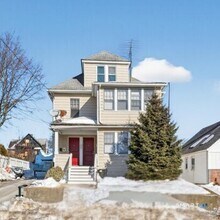 Building Photo - 1442 Wood Ave