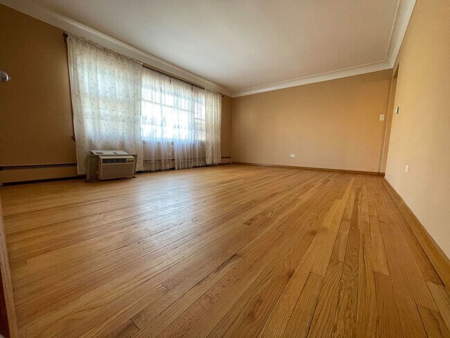 Foto del edificio - 4006 N Pontiac Ave
