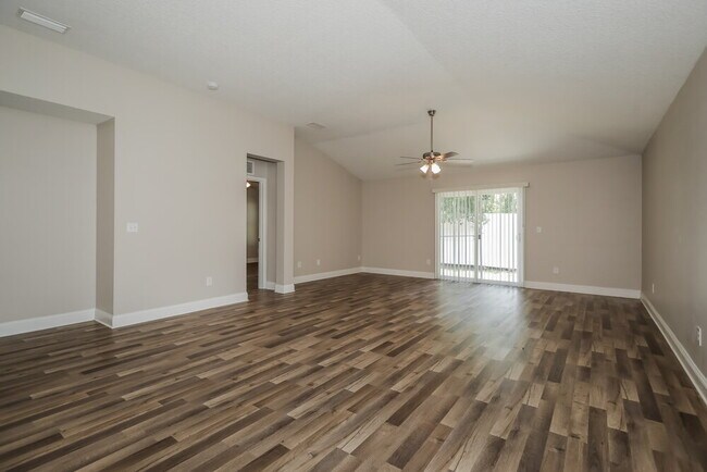 Foto del edificio - 8041 Byrd Landing Ct