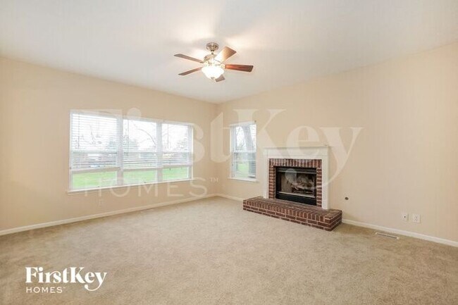 Foto del edificio - 5289 Breakers Way