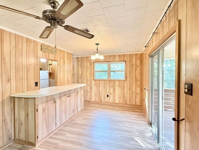 Building Photo - 4351 Ponderosa Rd