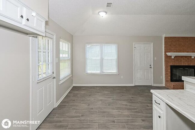 Foto del edificio - 5296 OAK COURT CV N, Memphis, TN 38141