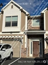 Building Photo - 1295 N Cedar Blvd