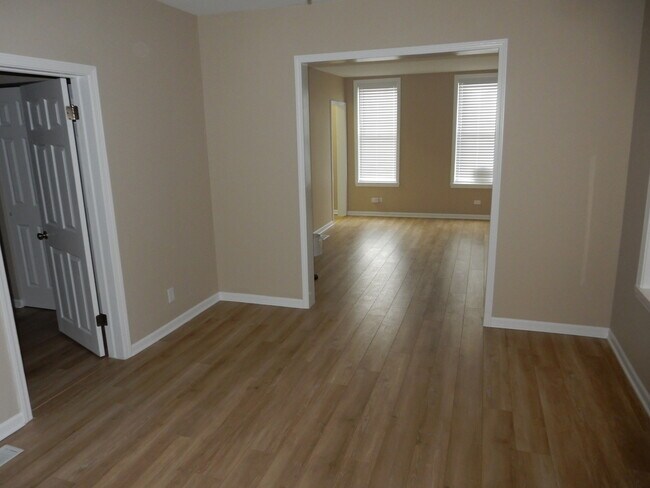 Foto del edificio - 3047 S Poplar Ave