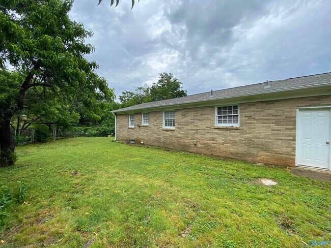 Building Photo - 2408 Springhill Rd NW