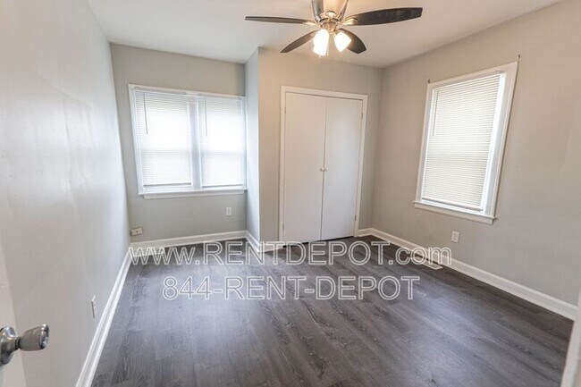 Building Photo - 2501 N Evans Ave