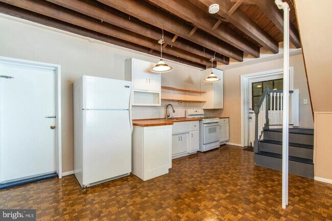 Foto del edificio - 18 E Gorgas Ln
