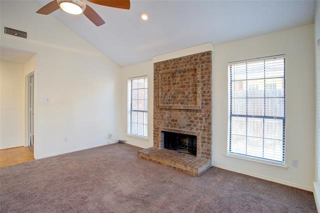 Building Photo - 10702 Tall Oak Dr