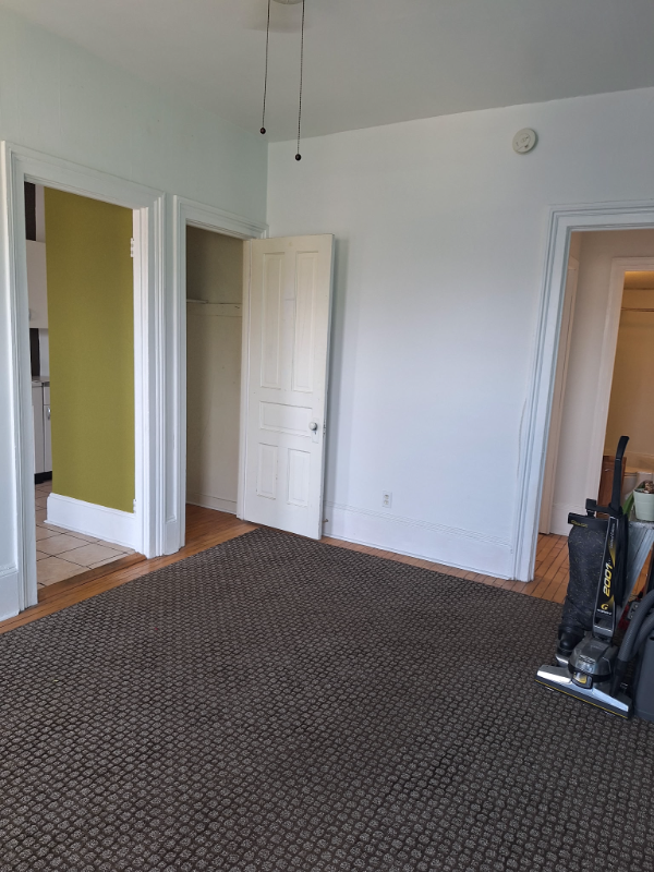 Foto del edificio - 1517 Plainfield Ave NE