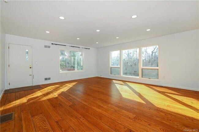 Foto del edificio - 65 Lincoln Rd