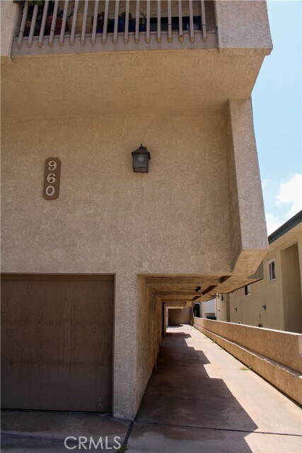 Foto del edificio - 960 1st St