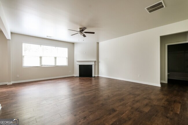 Foto del edificio - 207 Hollyhock Ln