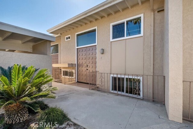 Foto del edificio - 745 Domingo Dr