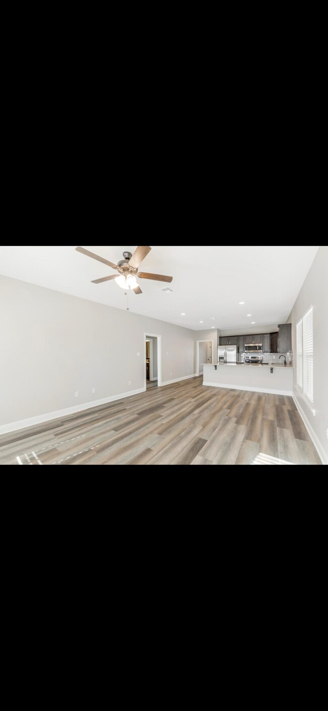 Foto del edificio - 111 Sandstone Ave