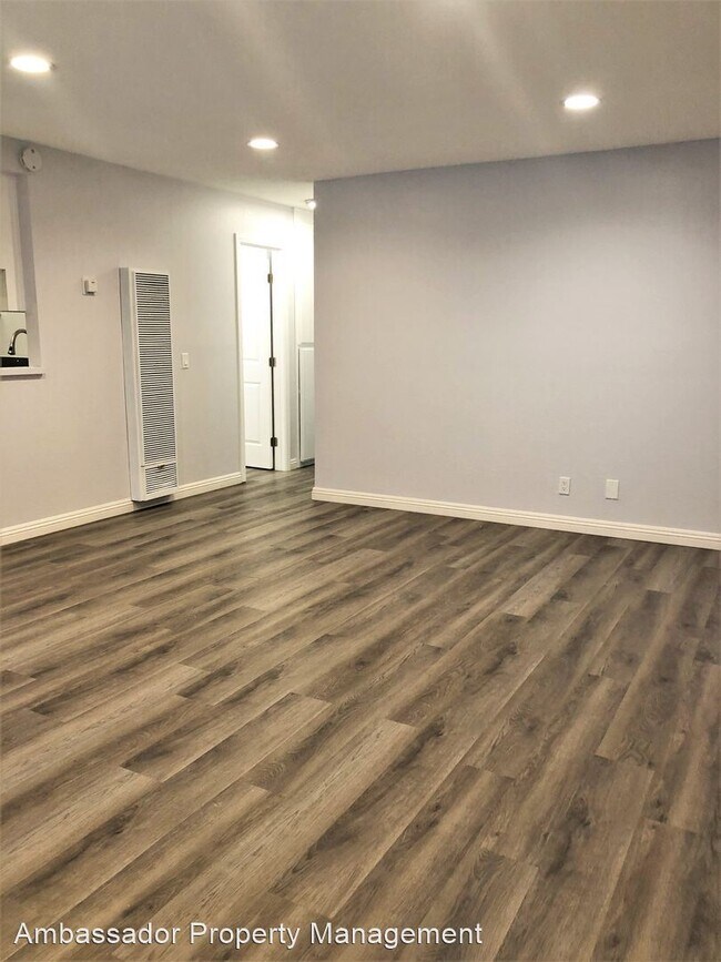 Foto del edificio - 14312 Leffingwell Rd