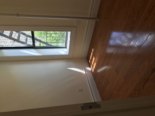 Building Photo - 301 W 96th St