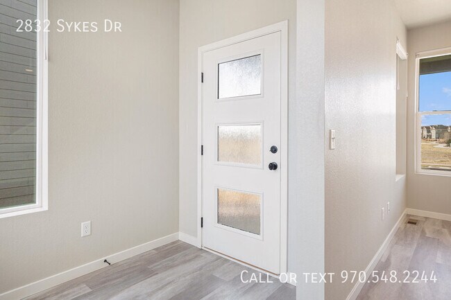 Foto del edificio - 2832 Sykes Dr