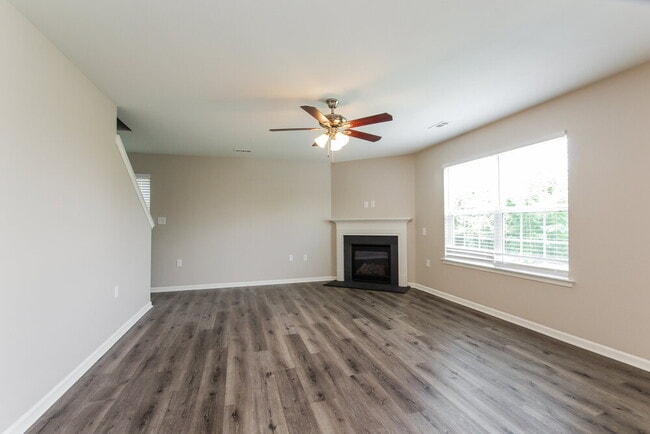 Building Photo - 4933 Broad Leaf Ct