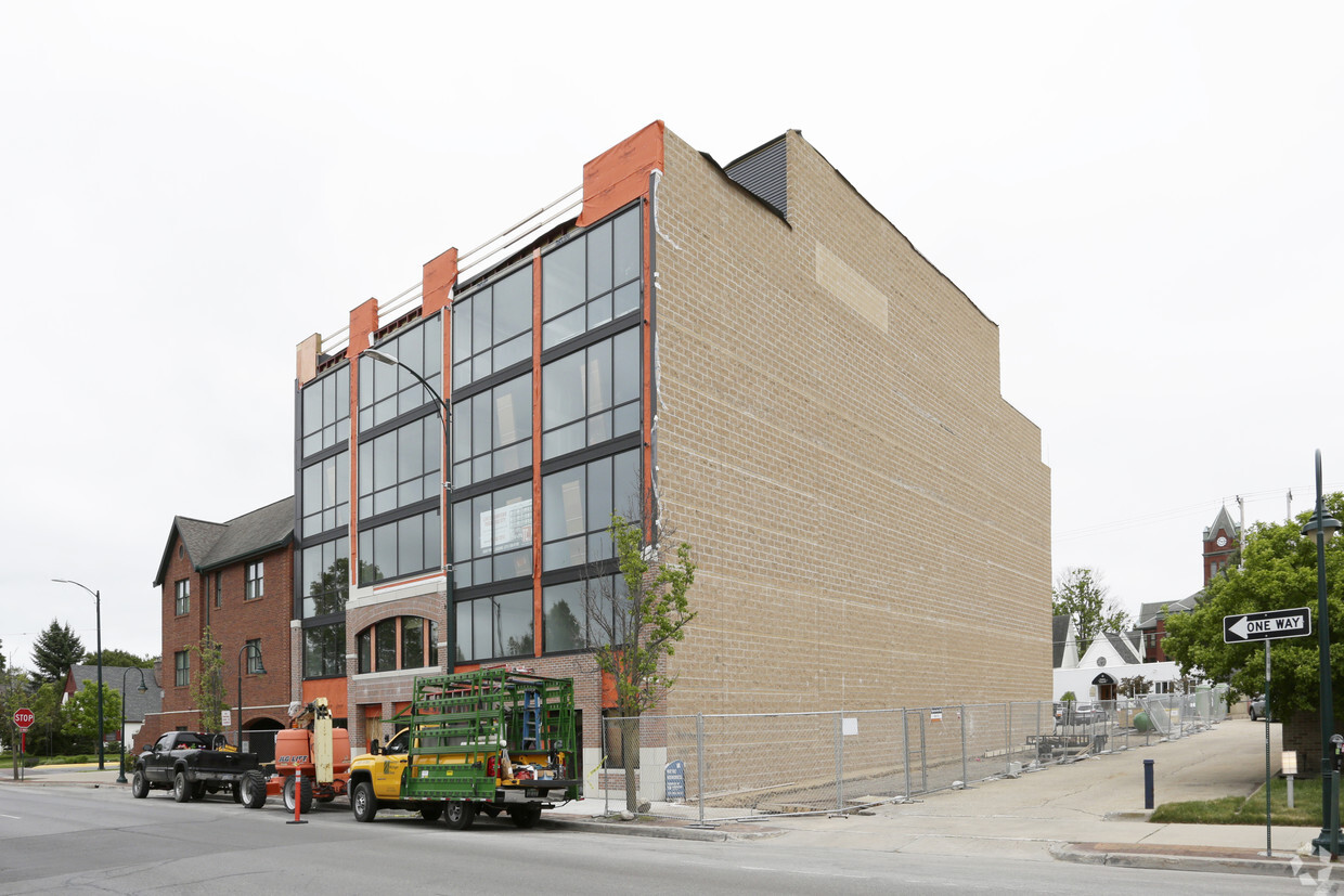 Building Photo - TC Lofts