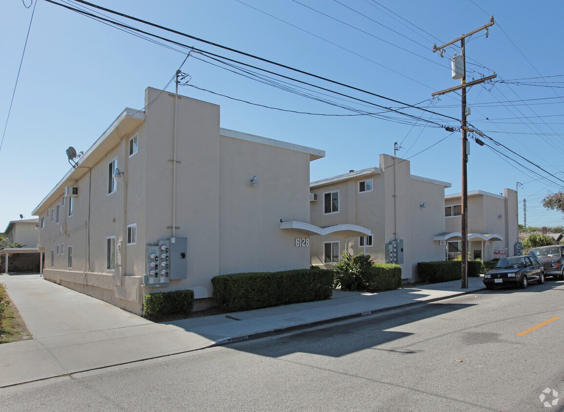 Foto del edificio - 6128-6150 Otis Ave