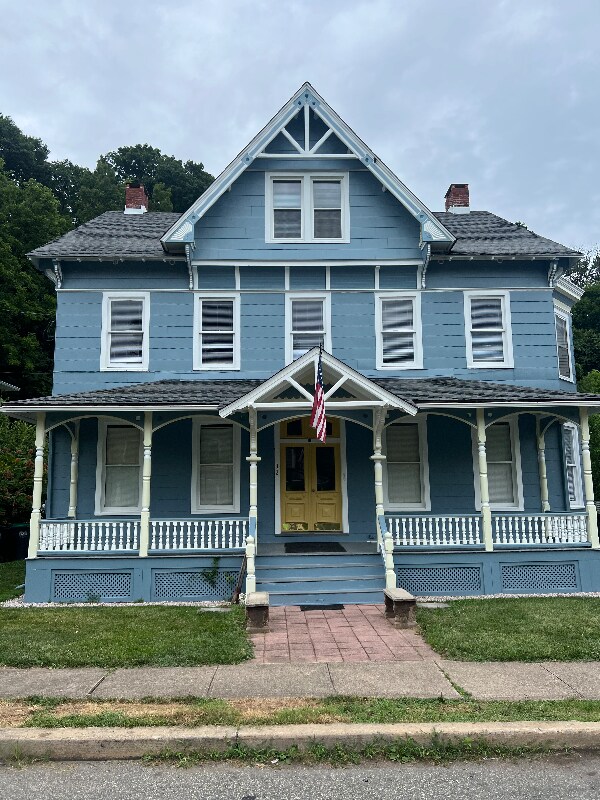 Primary Photo - 92 Spring Garden St