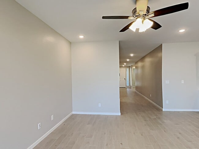 Building Photo - 40510 W Williams Way