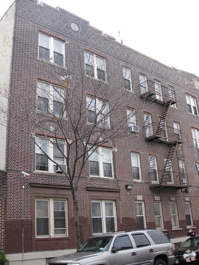 Building Photo - 2902 Cortelyou Rd