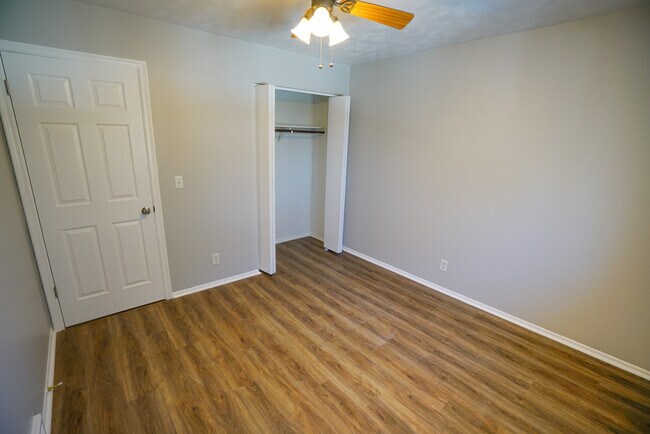 Bedroom #2 - 9518 Maple St