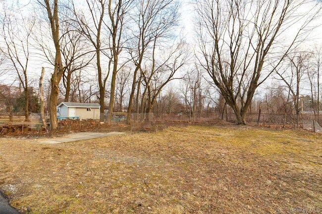 Building Photo - 26 W Cedar St