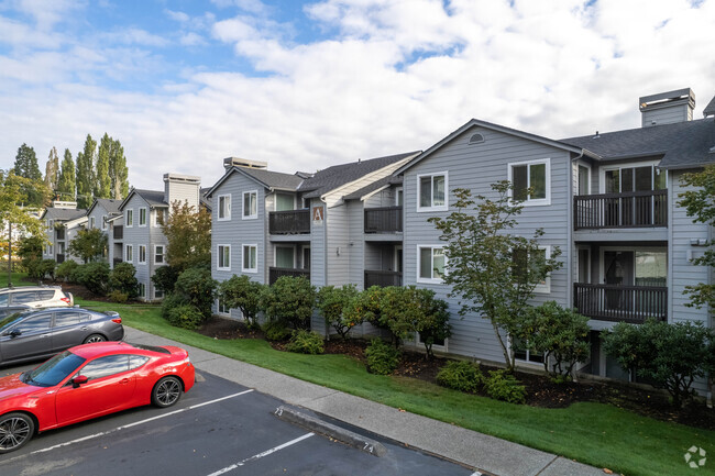 Exterior - Coventry Place Apartments