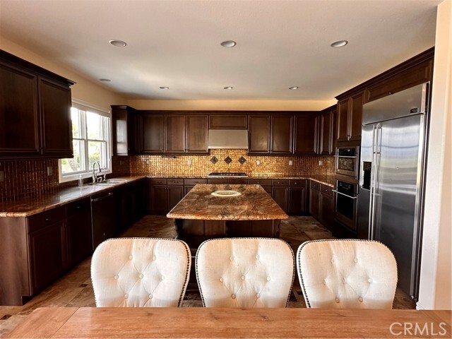 Building Photo - 10 Ventana Ridge Dr