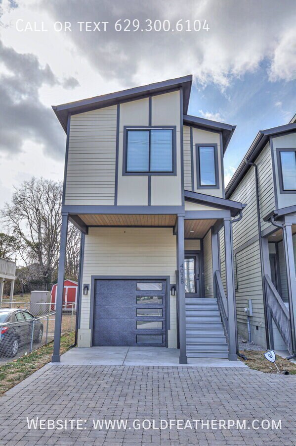 Foto del edificio - 402 E Trinity Ln