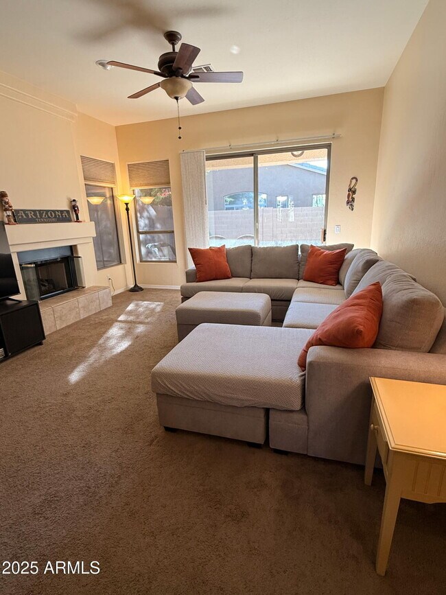 Foto del edificio - 4771 E Casey Ln