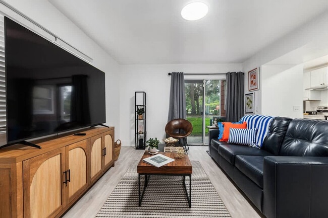 Foto del edificio - 2360 SW Archer Rd