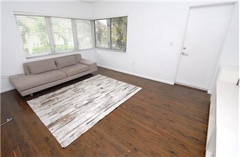 Primary Photo - 1616 Euclid Ave