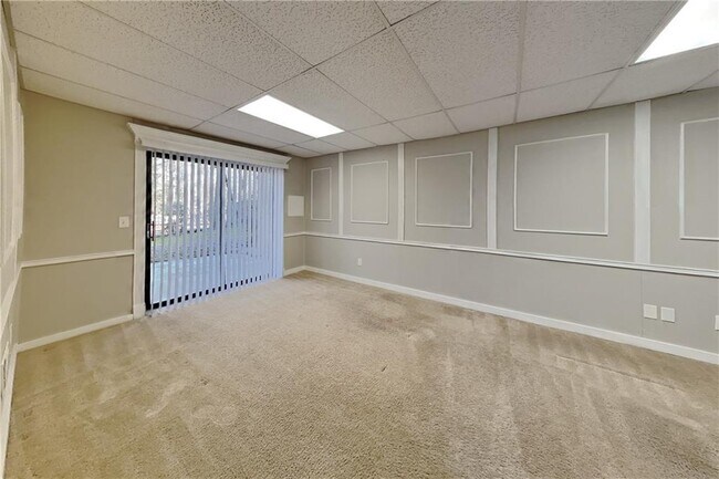 Foto del edificio - 2250 Cedar Forks Dr