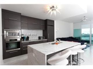 Primary Photo - 2505 Biscayne Blvd