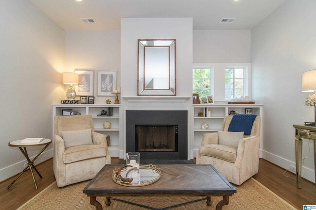 Foto del edificio - 3729 5th Ave S