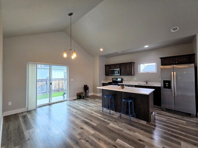 Building Photo - 3105 Mistral Way