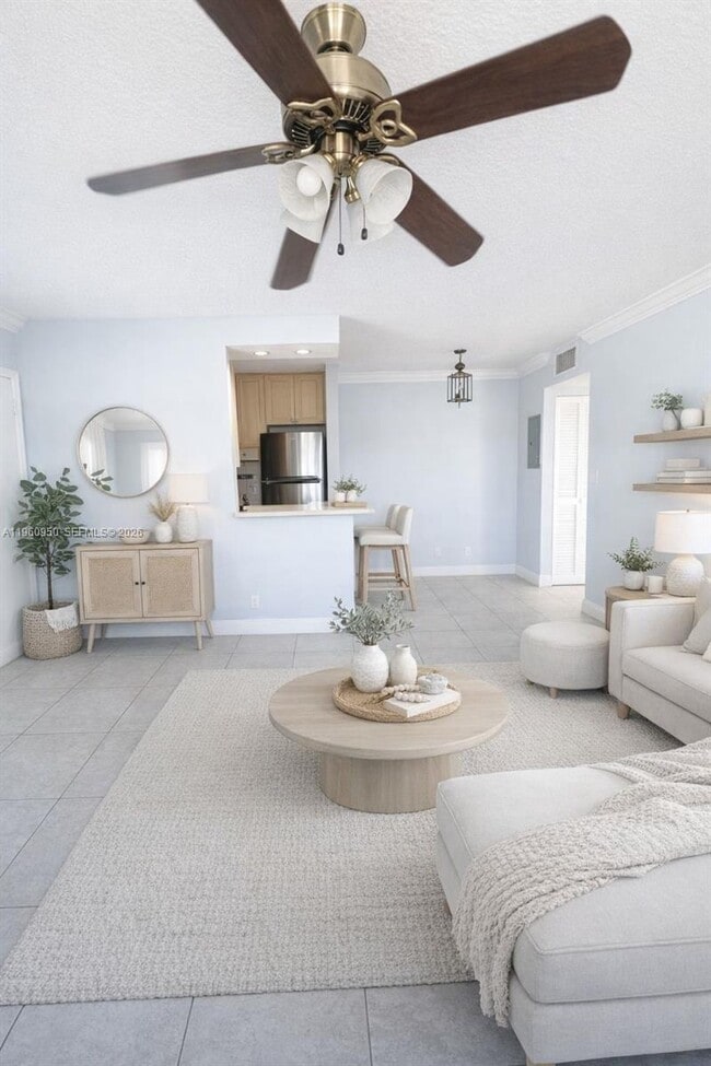 Building Photo - 110 SE 2nd St