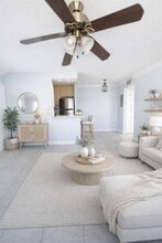 Building Photo - 110 SE 2nd St