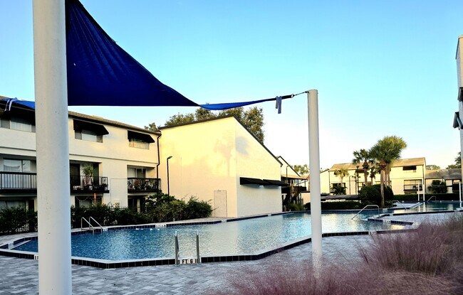 Foto del edificio - 4151 S Semoran Blvd