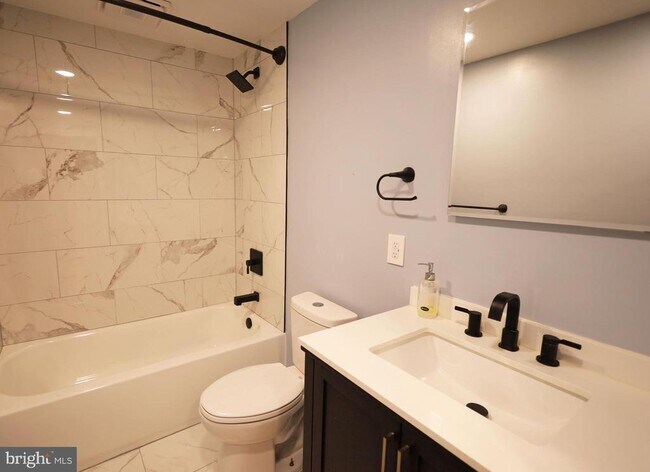 Building Photo - 179 Villa Knoll Ct