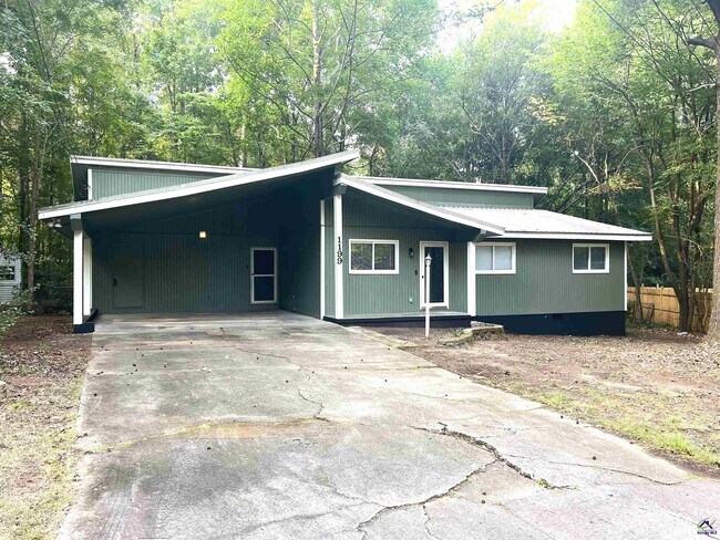 Foto del edificio - 1199 Runnymede Ln