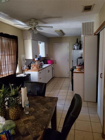 Foto del edificio - 254 Oakwood Ln