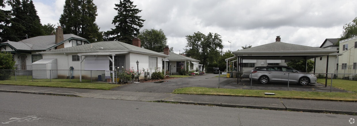Building Photo - 3414-3424 SE 67th Ave