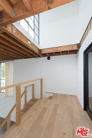 Building Photo - 7001 Melrose Ave